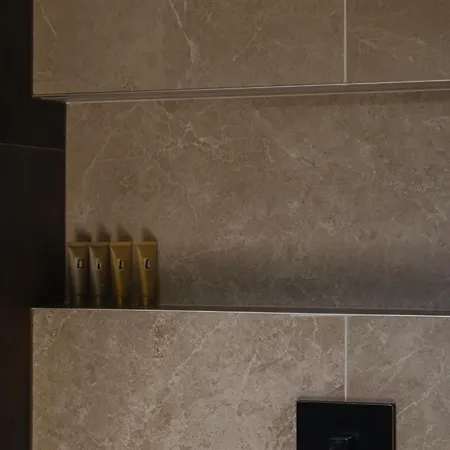 - Linnast Vaelja, Puu Otsa! *