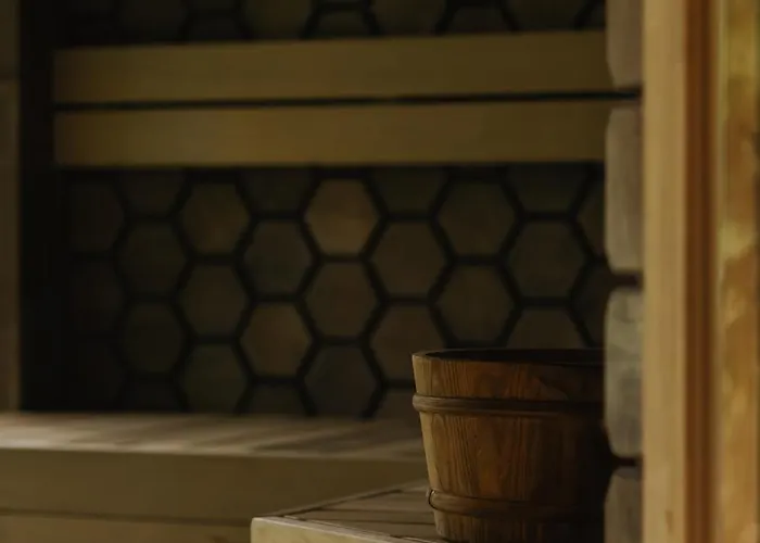 Lodge - Linnast Vaelja, Puu Otsa! Lootvina