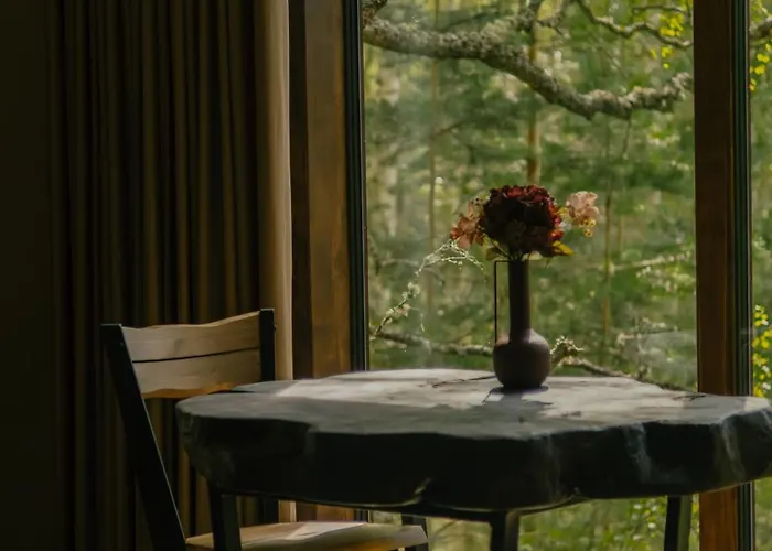 Lodge - Linnast Vaelja, Puu Otsa! Lootvina